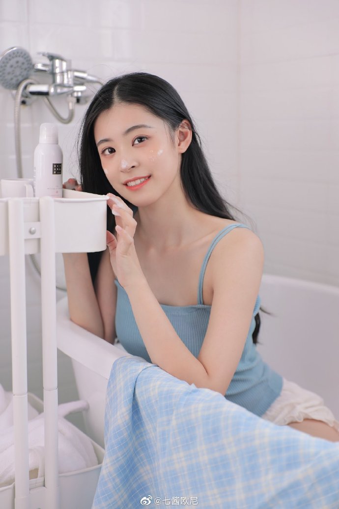 亚洲女孩性生活放荡亚洲伊人日日夜夜噜啊噜欧-2019国语日本成人在线-水蜜桃影视